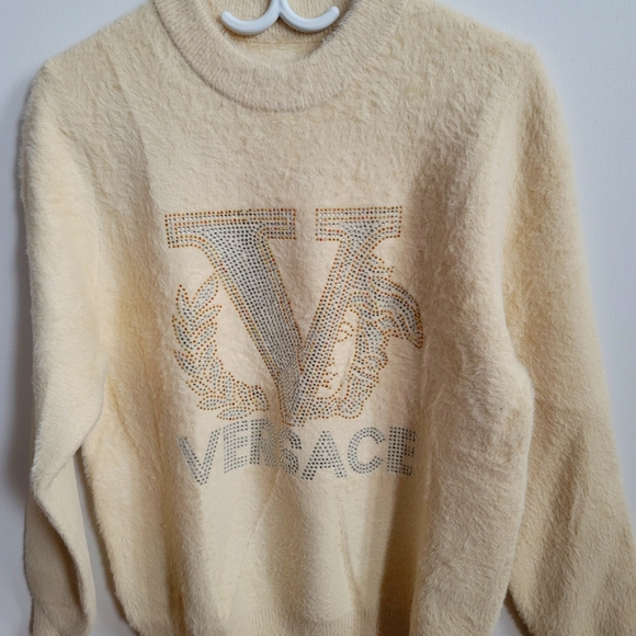 Sweater - Picture 1 of 1